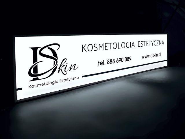 Enseigne lumineuse blanche pour un établissement de soins esthétiques